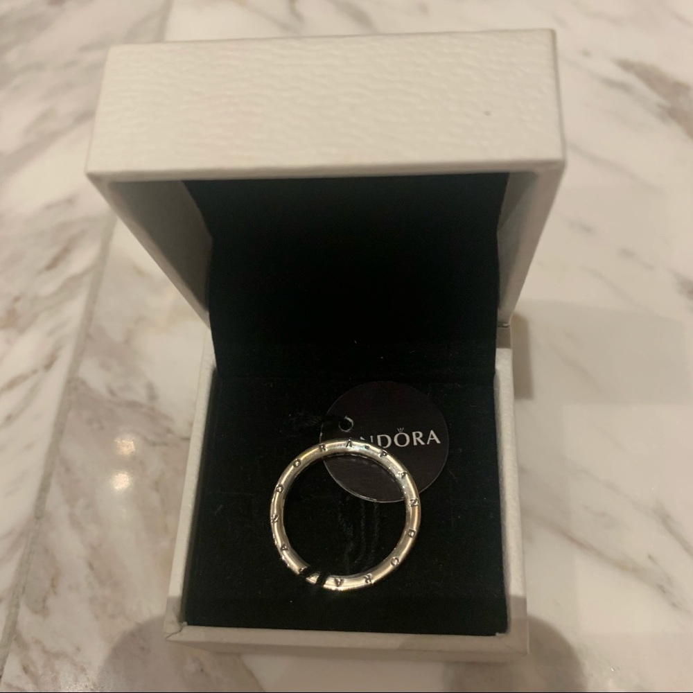 Pandora love ring